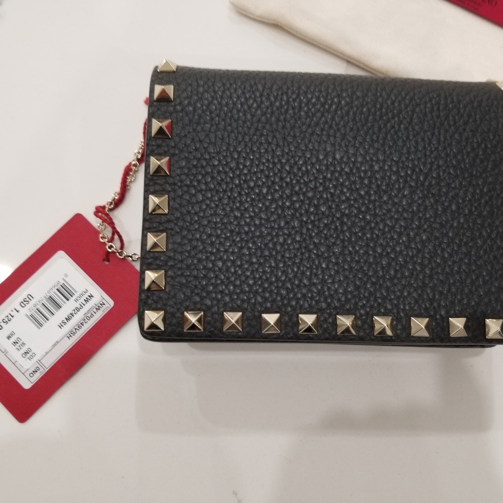 Sold Tradesy Valentino Rockstud Chain Pouch - Picture 6 of 7